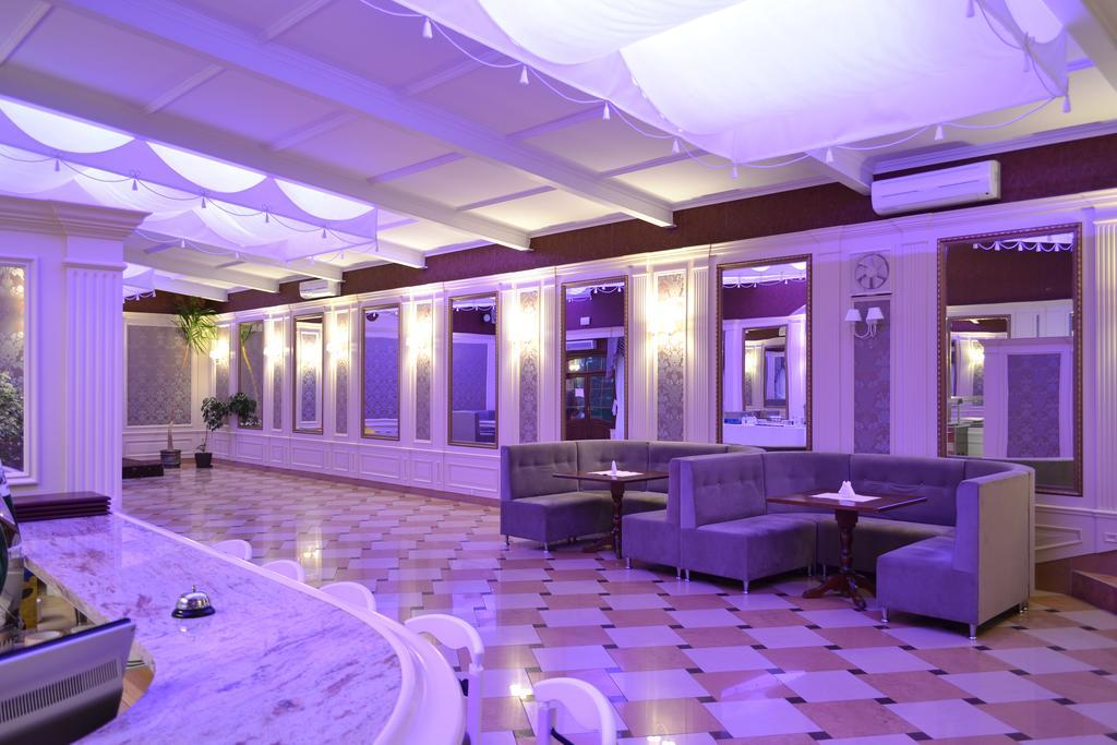 Hotel Sezam クラチュコバ エクステリア 写真